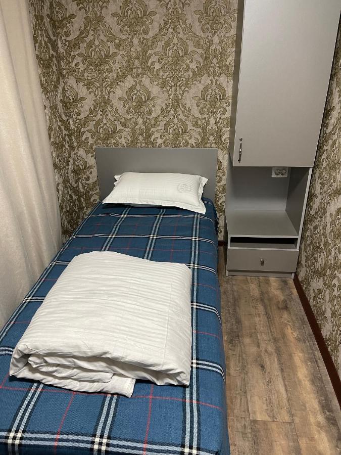 Hotel Fam_House Bishkek Esterno foto